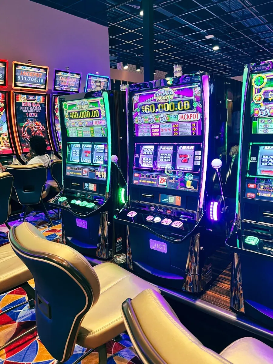 Khám phá top 5 online casinos hàng đầu năm 2024 cùng những trải nghiệm thú vị tại top 5 online casinos